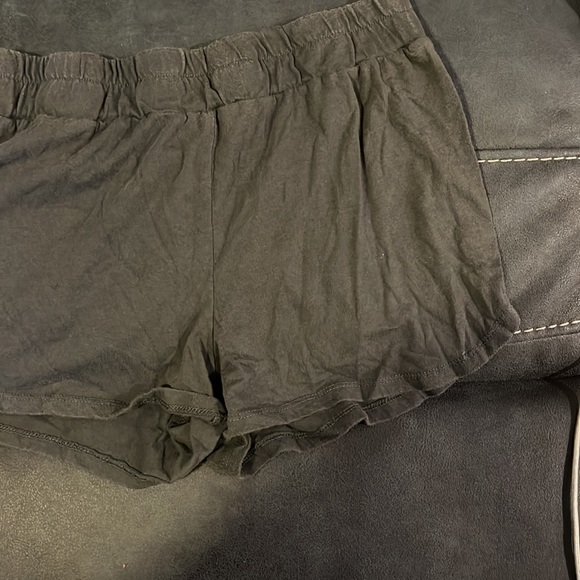 Soft Shorts - Picture 2 of 4